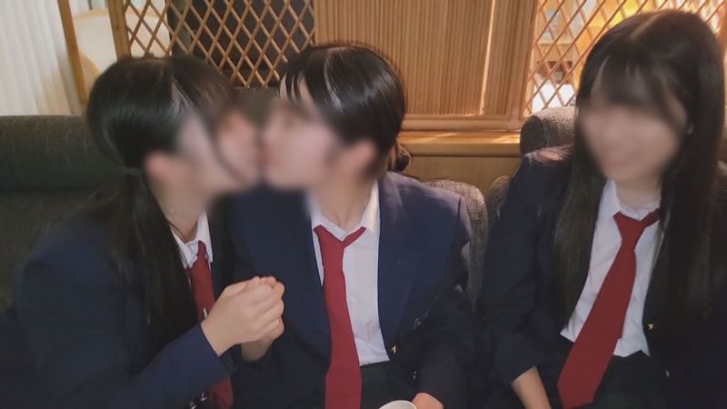 学校亲密3人组。4P全员中出